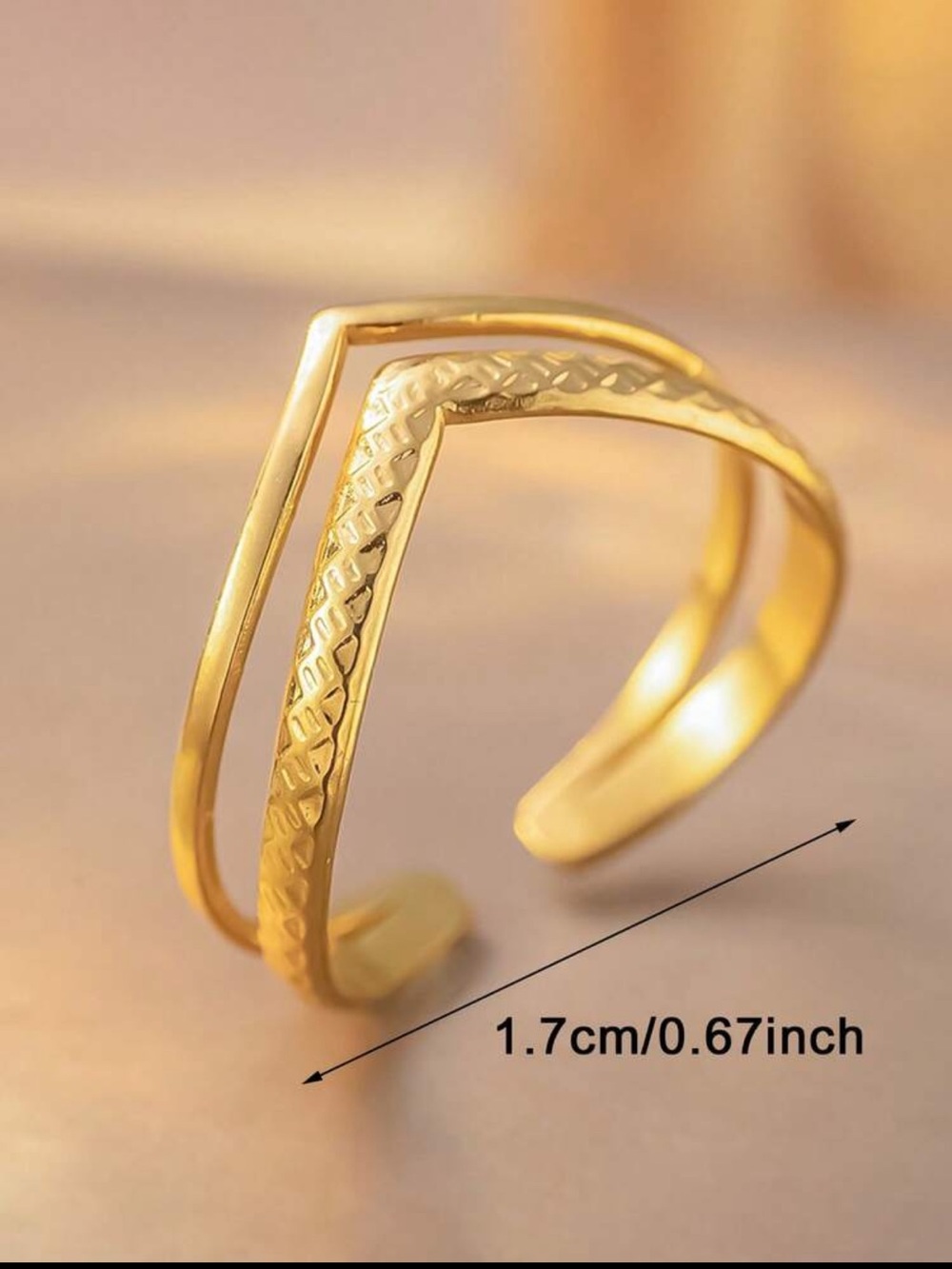 Gold ring - Picture 2 of 2
